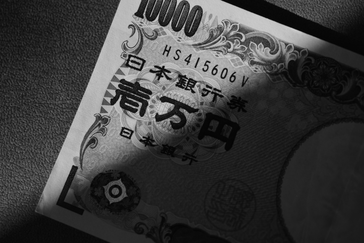 Japanese yen bills（Ten thousands japanese yen）